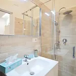 Appartement Vibo Sea View *