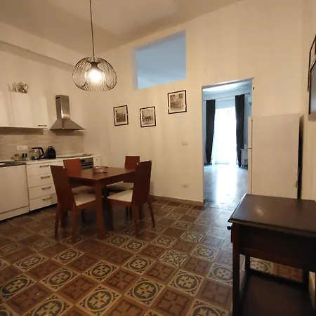 Vibo Sea View * 바리