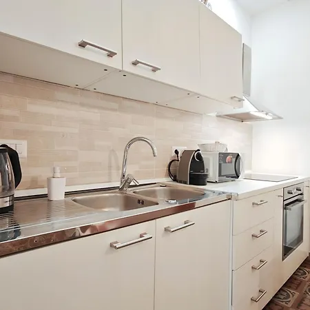 Apartament Vibo Sea View *