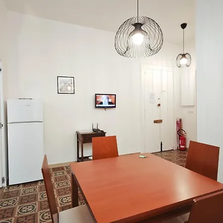 Vibo Sea View Apartament