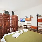 Vibo Sea View Apartman *