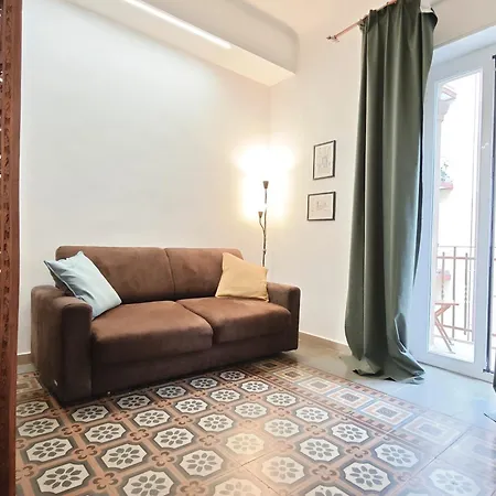 Апартаменты Vibo Sea View