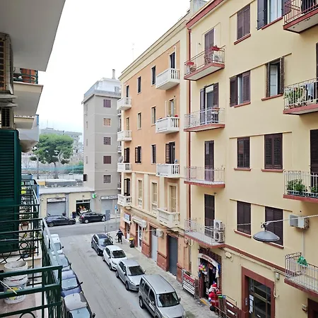 Vibo Sea View Апартаменты