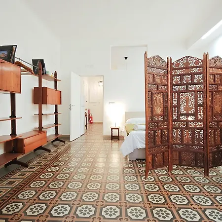 Vibo Sea View Apartmán *